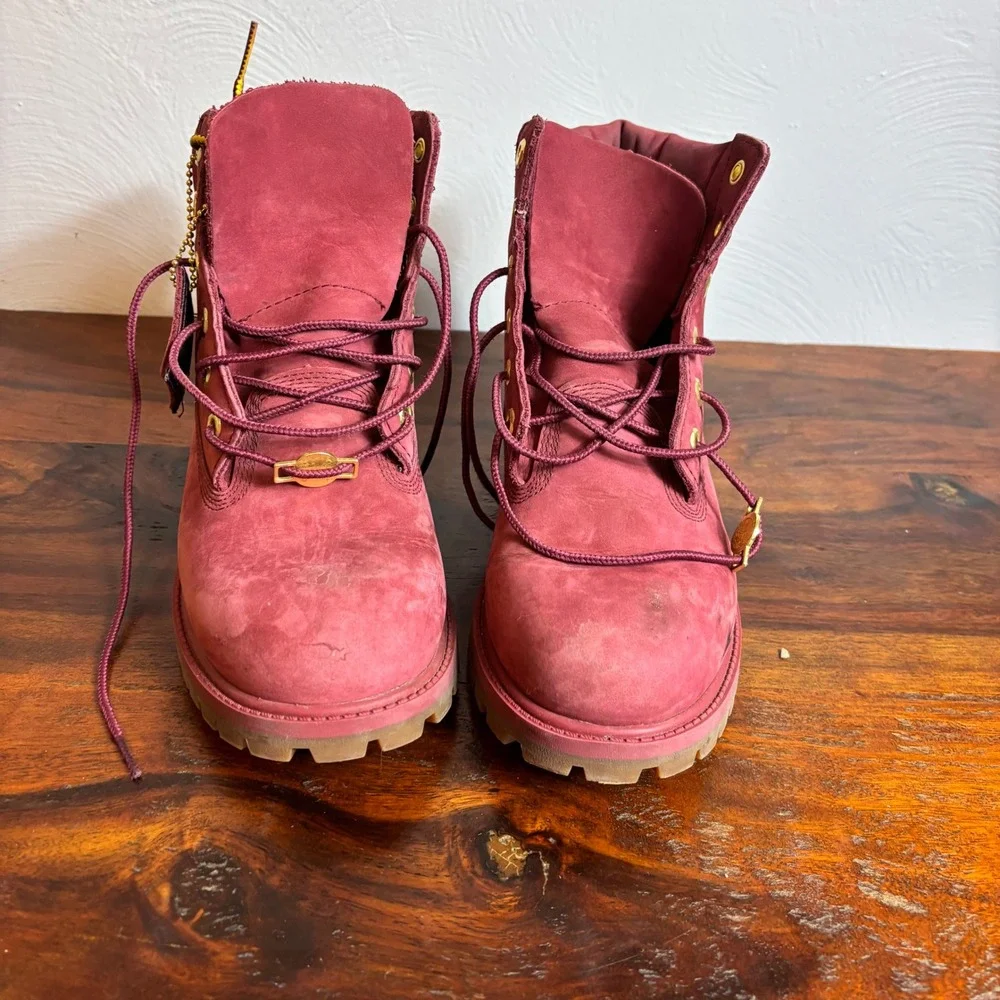 Timberland Women's Burgundy Suede Lace-Up Boots - Picture 1 of 13